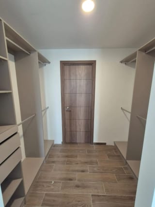 Renta Apartamento Parque 14 3hab y 1 servicio — Apartamento en Alquiler en Parque 14, Zona 14, Guatemala, Ciudad — miniatura 13 de 16