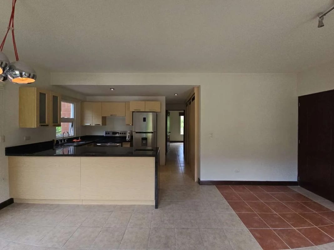 Se renta apartamento en Condominio Entreluces – CAES Km 13.5, Q5000 — Apartamento en Alquiler en Entreluces, Carretera a El Salvador, Guatemala, Ciudad — foto 8 de 11