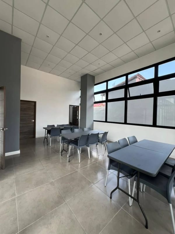 Vaparenta de Tamento Zona 11 Nivel Uno. por el Cum. — Apartamento en Venta en Zona 11, Guatemala, Ciudad — foto 3 de 13