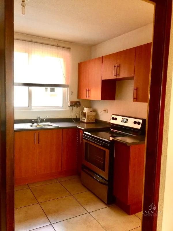 Zona 12 • Apartamento en Venta • Edificio Altos de la Colina - 16