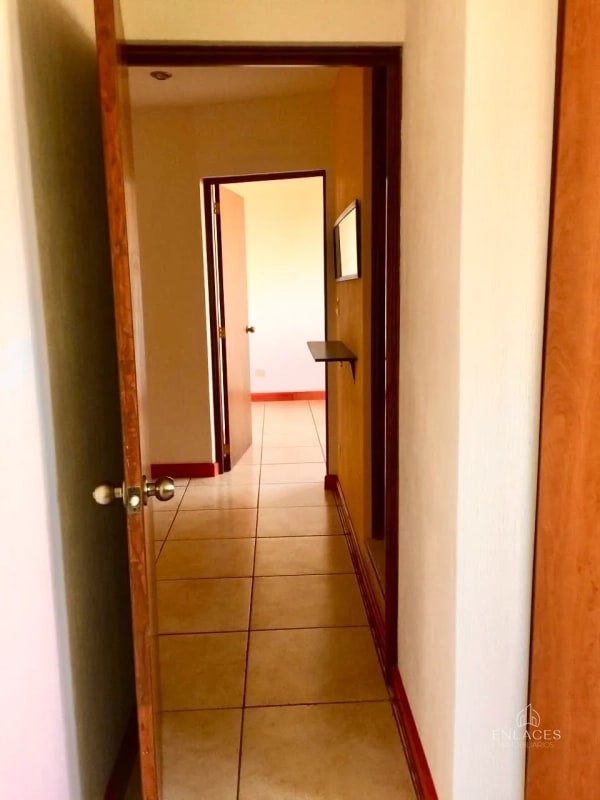 Zona 12 • Apartamento en Venta • Edificio Altos de la Colina - 15