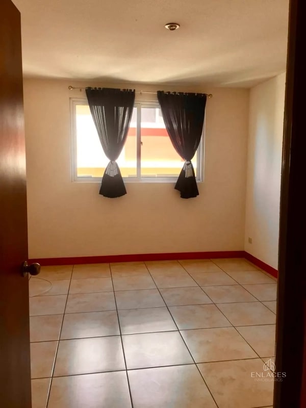 Zona 12 • Apartamento en Venta • Edificio Altos de la Colina - 10