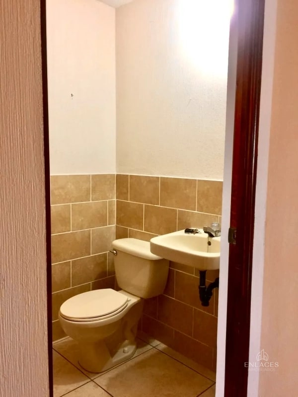 Zona 12 • Apartamento en Venta • Edificio Altos de la Colina - 5