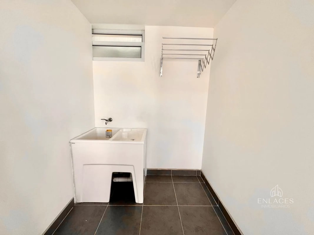 Zona 6 • Apartamento en Renta • Cumbres del Pedregal - 12