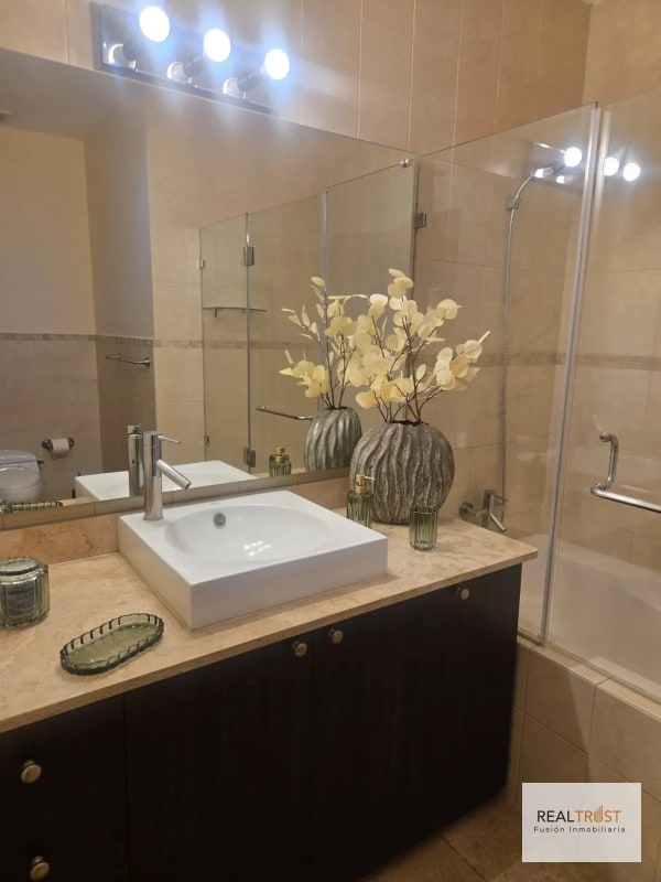En venta apartamento en primer nivel, zona 14 - 5