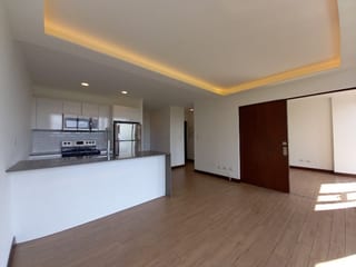 Avenik Z.15-Apartamento en venta — Apartamento en Venta en Avenik, Zona 15, Guatemala, Ciudad — miniatura 1 de 16