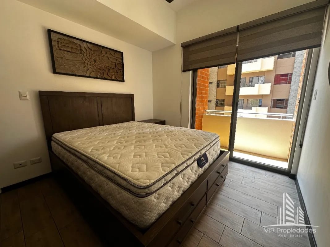 Casalini zona 10, apartamento amueblado en alquiler — Apartamento en Alquiler en Cassalini, Zona 10, Guatemala, Ciudad — foto 7 de 9