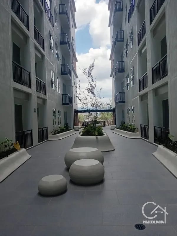 APARTAMENTO - en Renta El Zapote Zona 2 — Apartamento en Alquiler en Vertical El Zapote, Zona 2, Guatemala, Ciudad — foto 1 de 8
