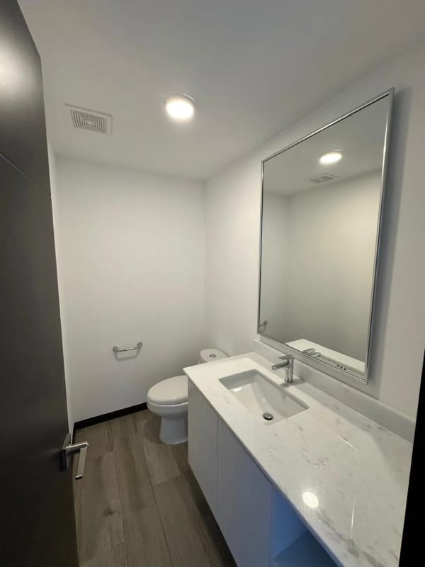 Apartamento en alquiler, Edificio Segheria, zona 14 — Apartamento en Alquiler en Segheria, Zona 14, Guatemala, Ciudad — foto 9 de 13