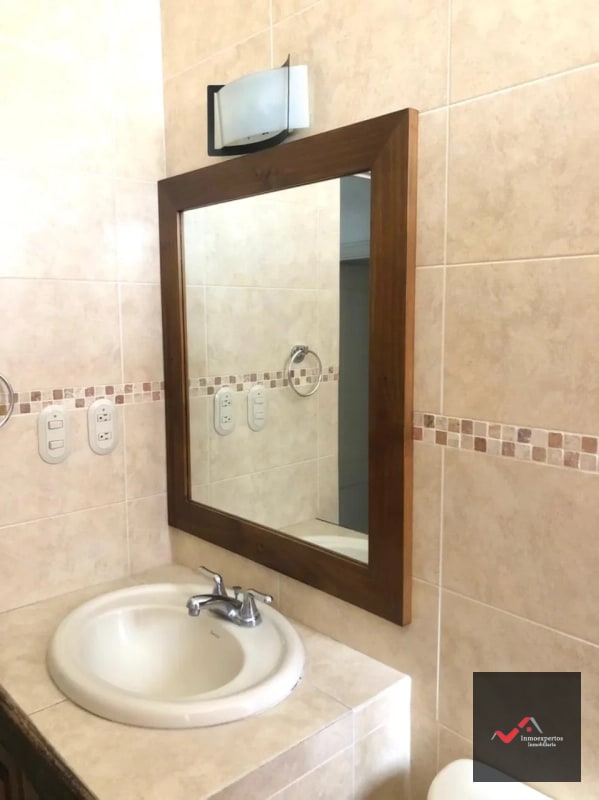 Apartamento amueblado en Renta Zona 14 - 6