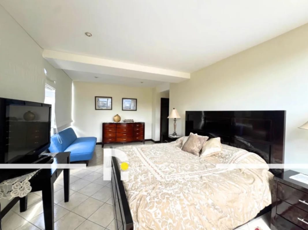 VENDO / ALQUILO APARTAMENTO AMUEBLADO EN MILENIA ZONA 10 — Apartamento en Alquiler en Milenia, Zona 10, Guatemala, Ciudad — foto 11 de 16