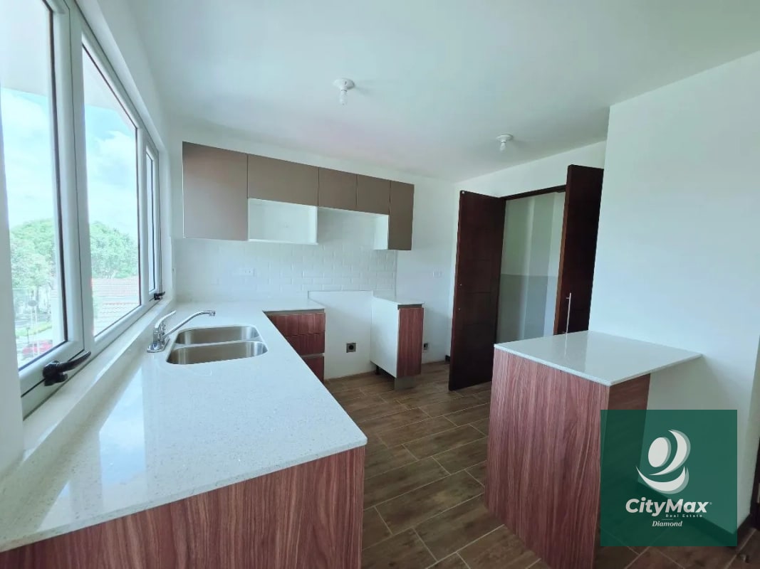 Apartamento en Venta en Edificio Nuvó El Naranjo Zona 4 de Mixco - 14
