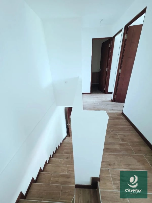 Apartamento en Venta en Edificio Nuvó El Naranjo Zona 4 de Mixco - 6
