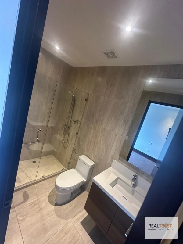 Apartamento en Renta zona 14; EDIFICIO SANTA INES DEL PARQUE - 8