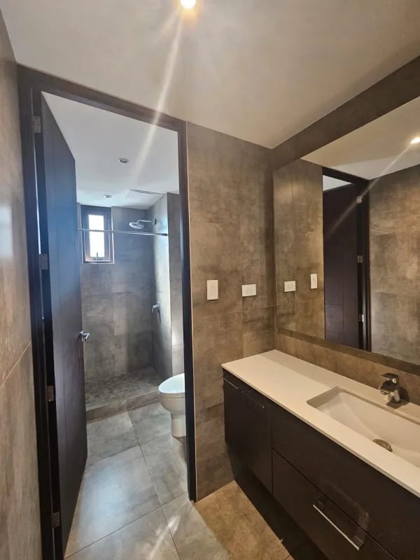 Vendo Apartamento LIV Zona 15 Vista Hermosa 1 — Apartamento en Venta en LIV, Zona 15, Guatemala, Ciudad — foto 7 de 8