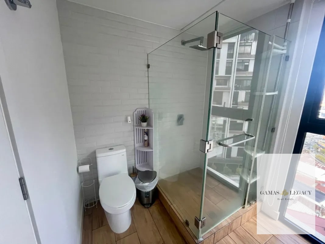 Apartamento en renta I Edificio QUO I Zona 4 - 2