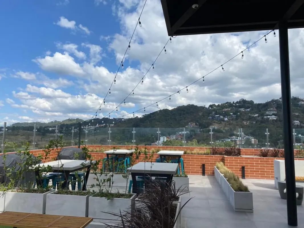 Apartamento en renta Zona 15 I Edificio Cassia VHII — Apartamento en Alquiler en Zona 15, Guatemala, Ciudad — foto 2 de 6
