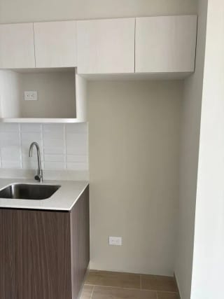 Apto en renta en ANDARES z12 — Apartamento en Alquiler en Andares Doce, Zona 12, Guatemala, Ciudad — miniatura 4 de 6