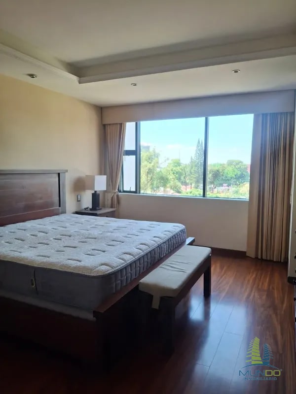 RENTA DE APARTAMENTO AMUEBLADO EN ZONA 10 - 2