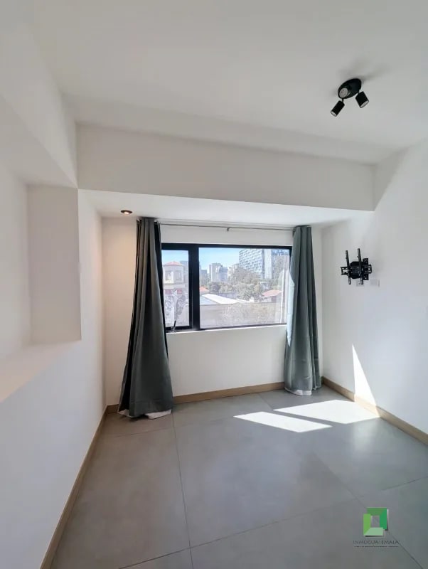 Apartamento en Renta zona 10 - 6