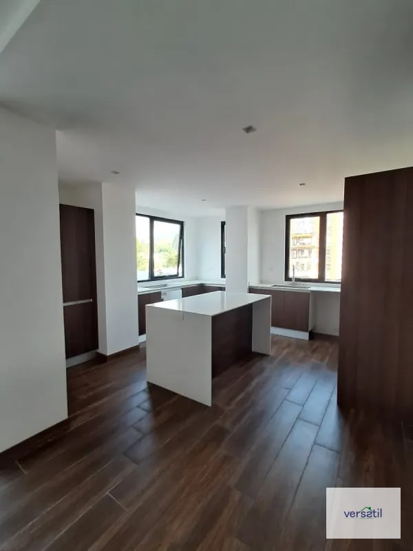 Bello apartamento NUEVO en Venta zona 15 - 16