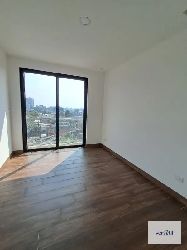 Bello apartamento NUEVO en Venta zona 15 - 13