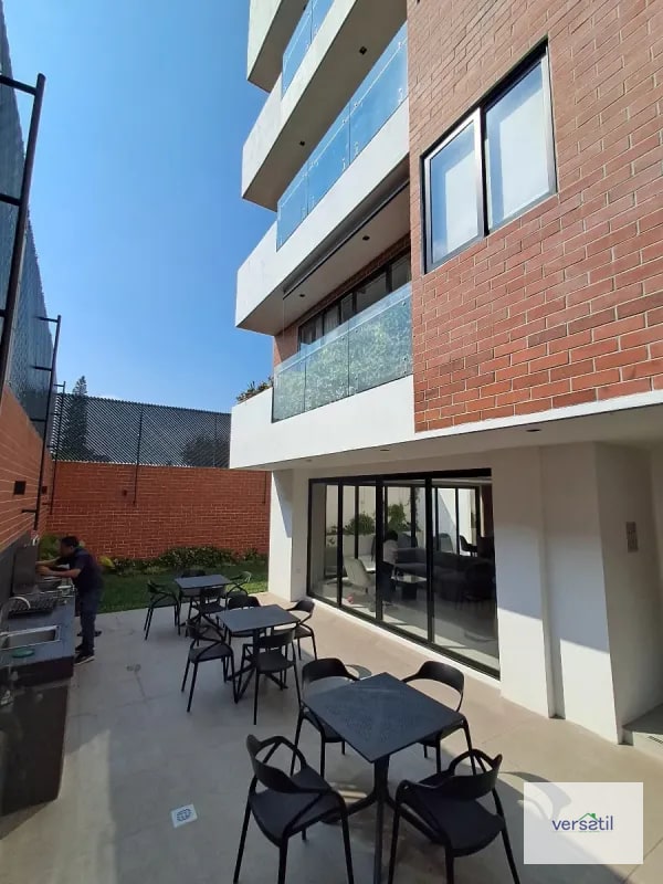 Bello apartamento NUEVO en Venta zona 15 - 2