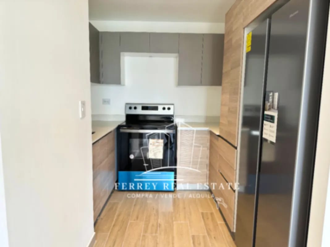 PARQUE 10, APTO DE 3 DORMITORIOS — Apartamento en Alquiler en Zona 10, Guatemala, Ciudad — foto 1 de 17