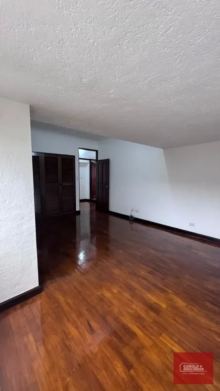 APARTAMENTO EN ALQUILER EN ZONA 15 VHI 015APTOADZ15 - 16