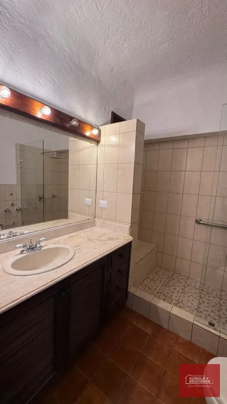 APARTAMENTO EN ALQUILER EN ZONA 15 VHI 015APTOADZ15 - 8