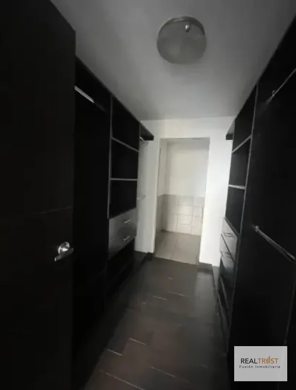 Apartamento en renta - Edificio Attica II, Zona 14 - 2