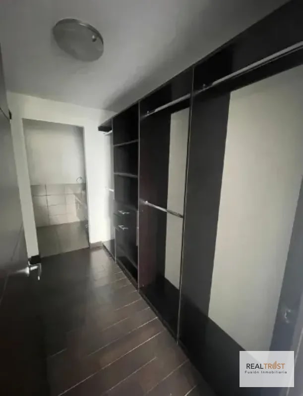 Apartamento en renta - Edificio Attica II, Zona 14 - 5