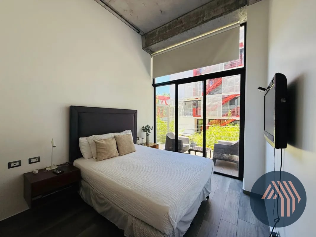 VENTA DE MODERNO APARTAMENTO DE PRIMER NIVEL - SHIFT CAYALÁ, ZONA 16 - 7
