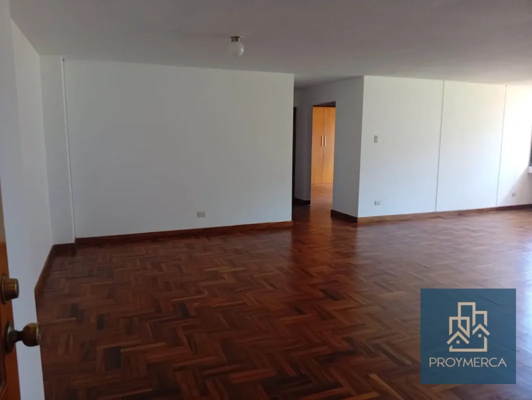 Apartamento en Alquiler, Edificio Vista Real, Zona 10 - 8