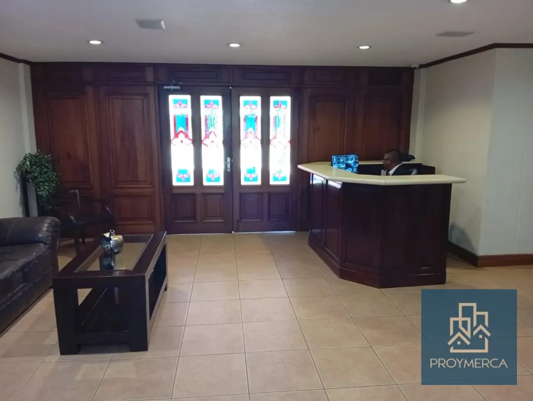 Apartamento en Alquiler, Edificio Vista Real, Zona 10 - 4