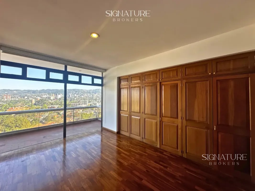Apartamento en Renta – Edificio Tiffany I, Zona 10 - 7
