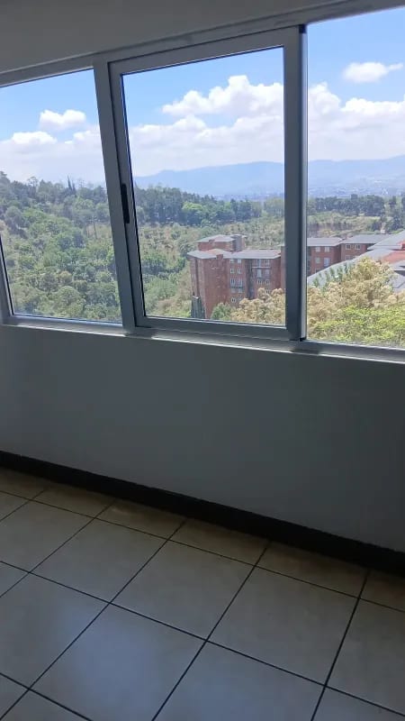 APARTAMENTO EN VENTA ZONA 16 EN BOSQUES DE EUSKADI — Apartamento en Venta en Bosques de Euskadi, Zona 16, Guatemala, Ciudad — foto 6 de 11