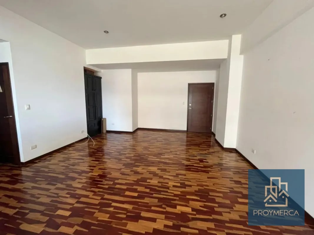 Apartamento en venta, Edificio Torre Quarto, Zona 14 - 10