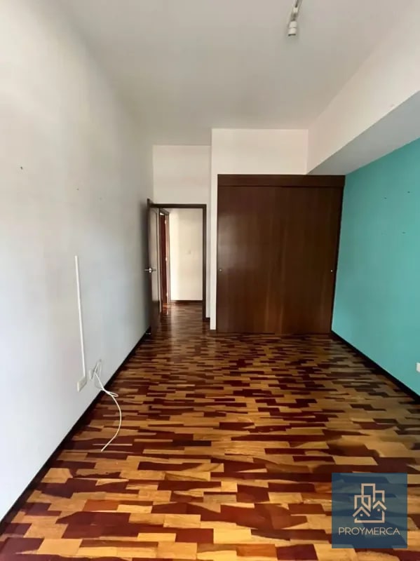 Apartamento en venta, Edificio Torre Quarto, Zona 14 - 7