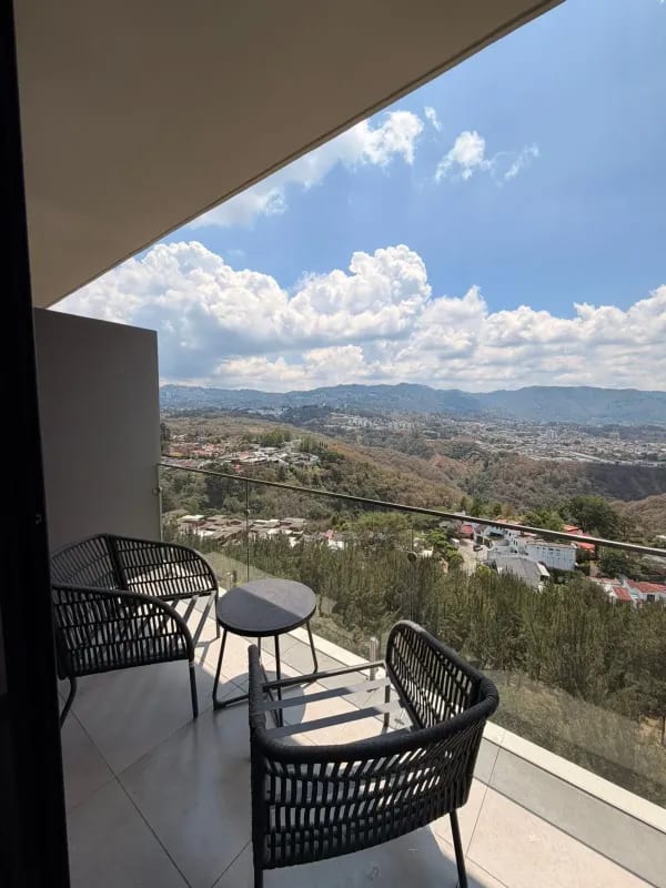 Apartamento amueblado en Zona 13 — Apartamento en Alquiler en Zona 13, Guatemala, Ciudad — foto 2 de 4