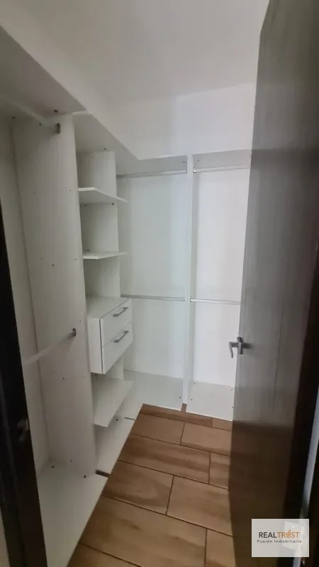 RENTO APARTAMENTO EN ZONA 15 VISTA HERMOSA 1 - 7