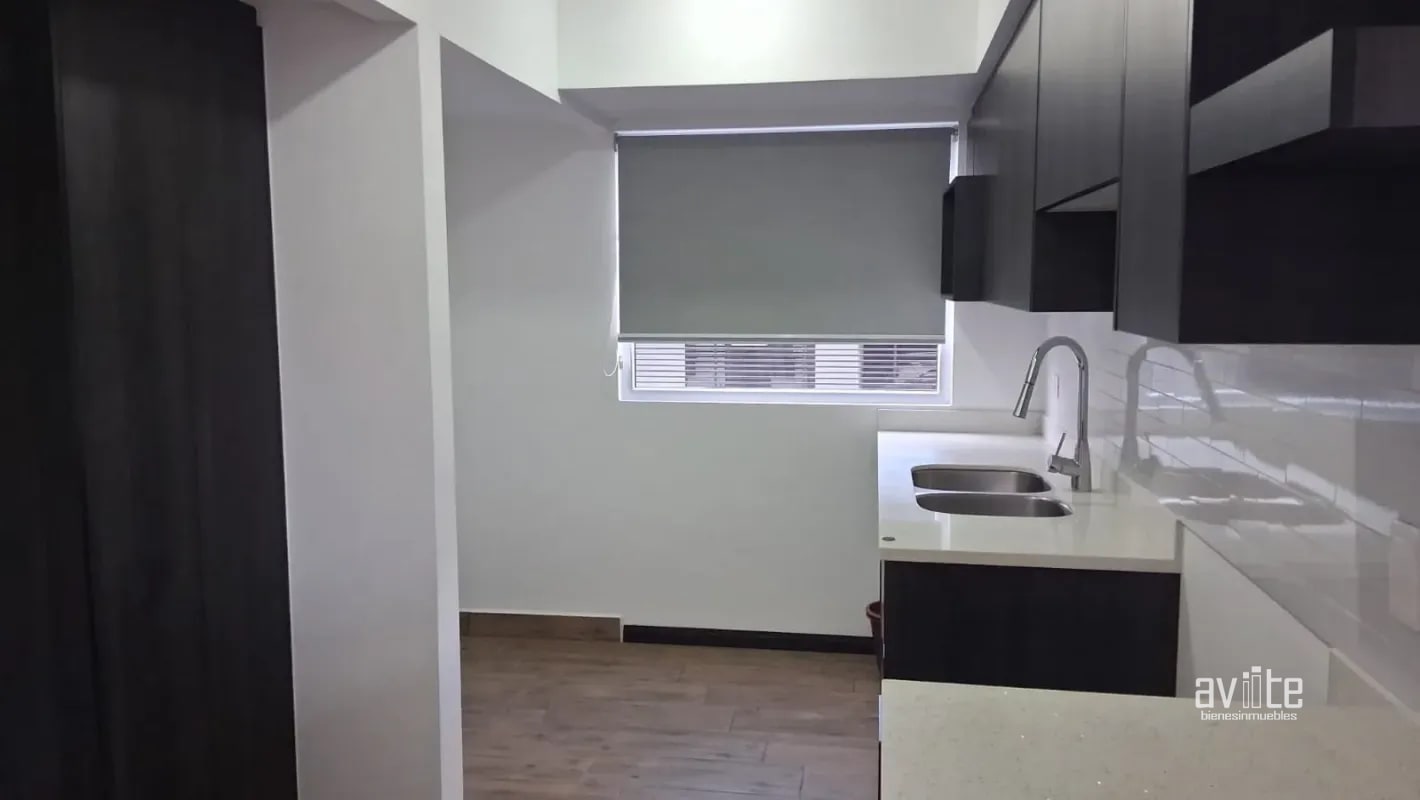 Condado Naranjo, Villa para estrenar Q1,850,000 más impuestos negociable - 4