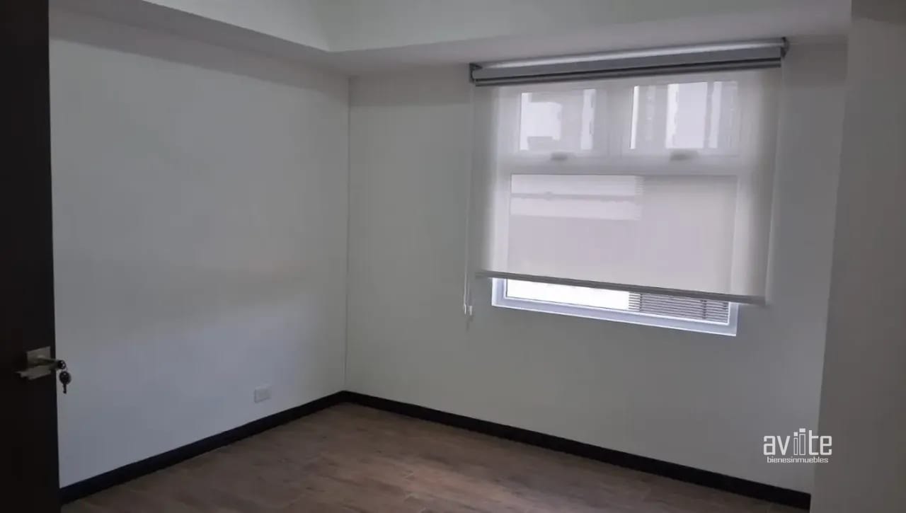 Condado Naranjo, Villa para estrenar Q1,850,000 más impuestos negociable — Apartamento en Venta en Condado Naranjo, Zona 4 Mixco, Guatemala, Ciudad — foto 6 de 7