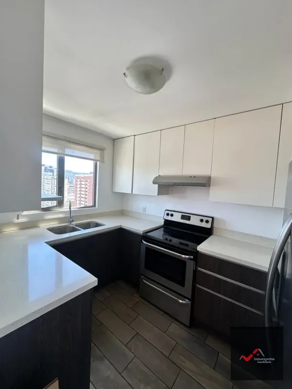 APARTAMENTO EN RENTA EN ZONA 10, EDIFICIO VERONA - 6