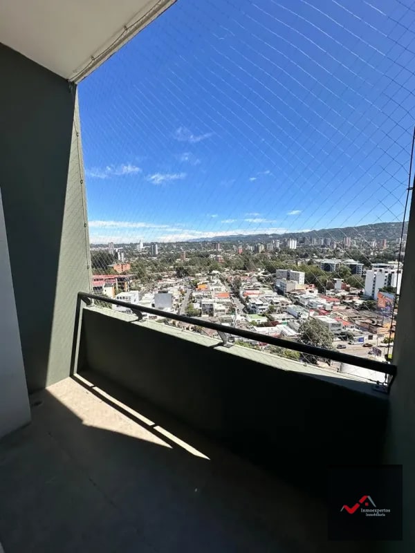 APARTAMENTO EN RENTA EN ZONA 10, EDIFICIO VERONA - 16