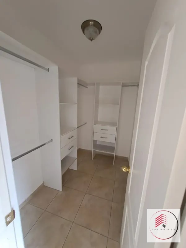 Alquiler de apartamento en zona 15 Vista Hermosa a 2 a dos cuadras de Boulevard Vista Hermosa atras de campero - 4