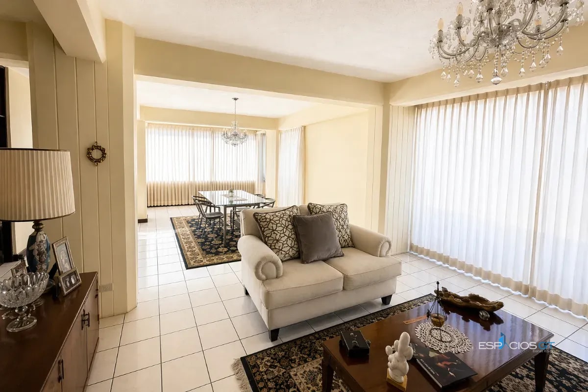 APARTAMENTO EN VENTA ZONA 15- AMPLIO - 5