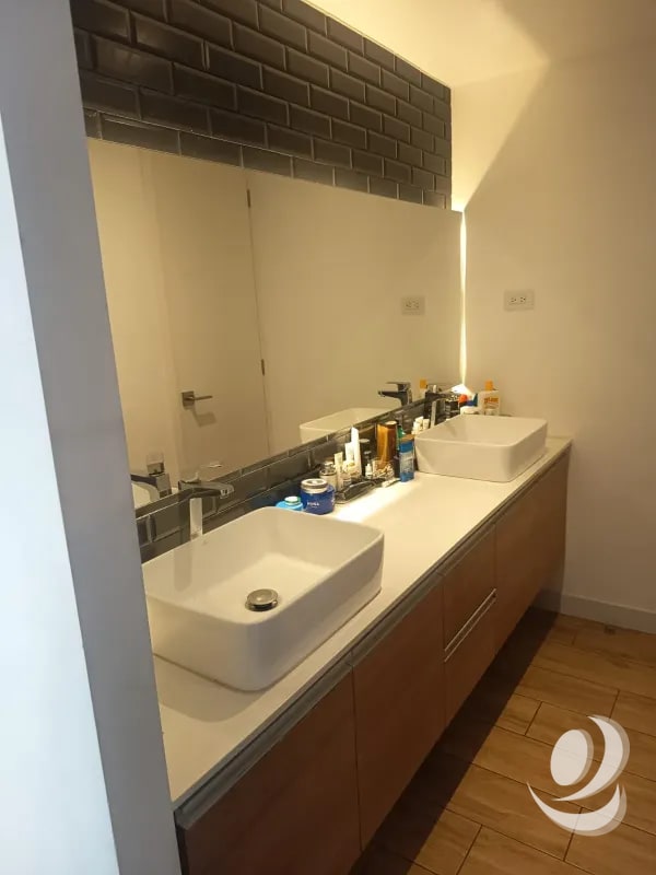 Exclusivo Apartamento en Venta | Edificio QUO, Zona 4 - 8