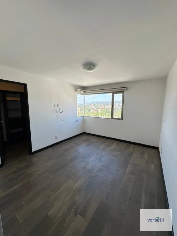 Lindo Apartamento en alquiler zona 10 Penthouse - 14