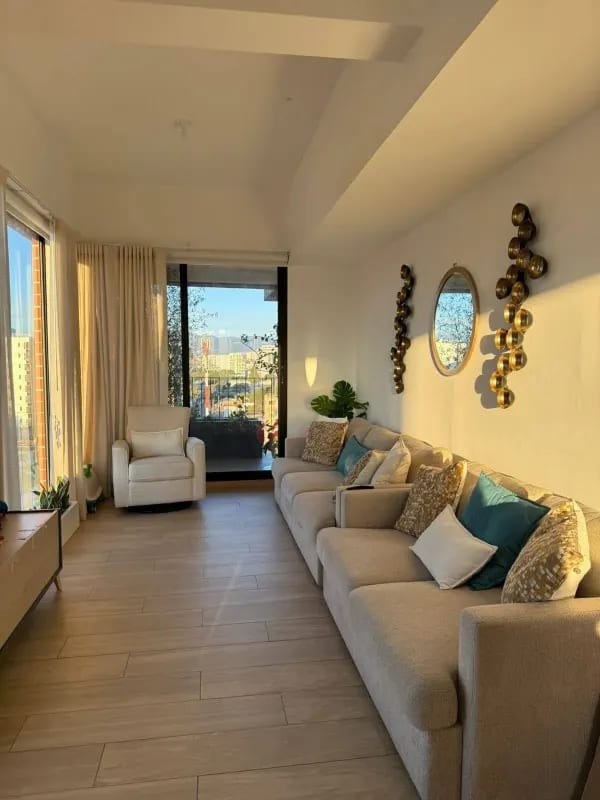Hermoso apartamento en renta — Apartamento en Alquiler en Meraki Z10, Zona 10, Guatemala, Ciudad — foto 1 de 8